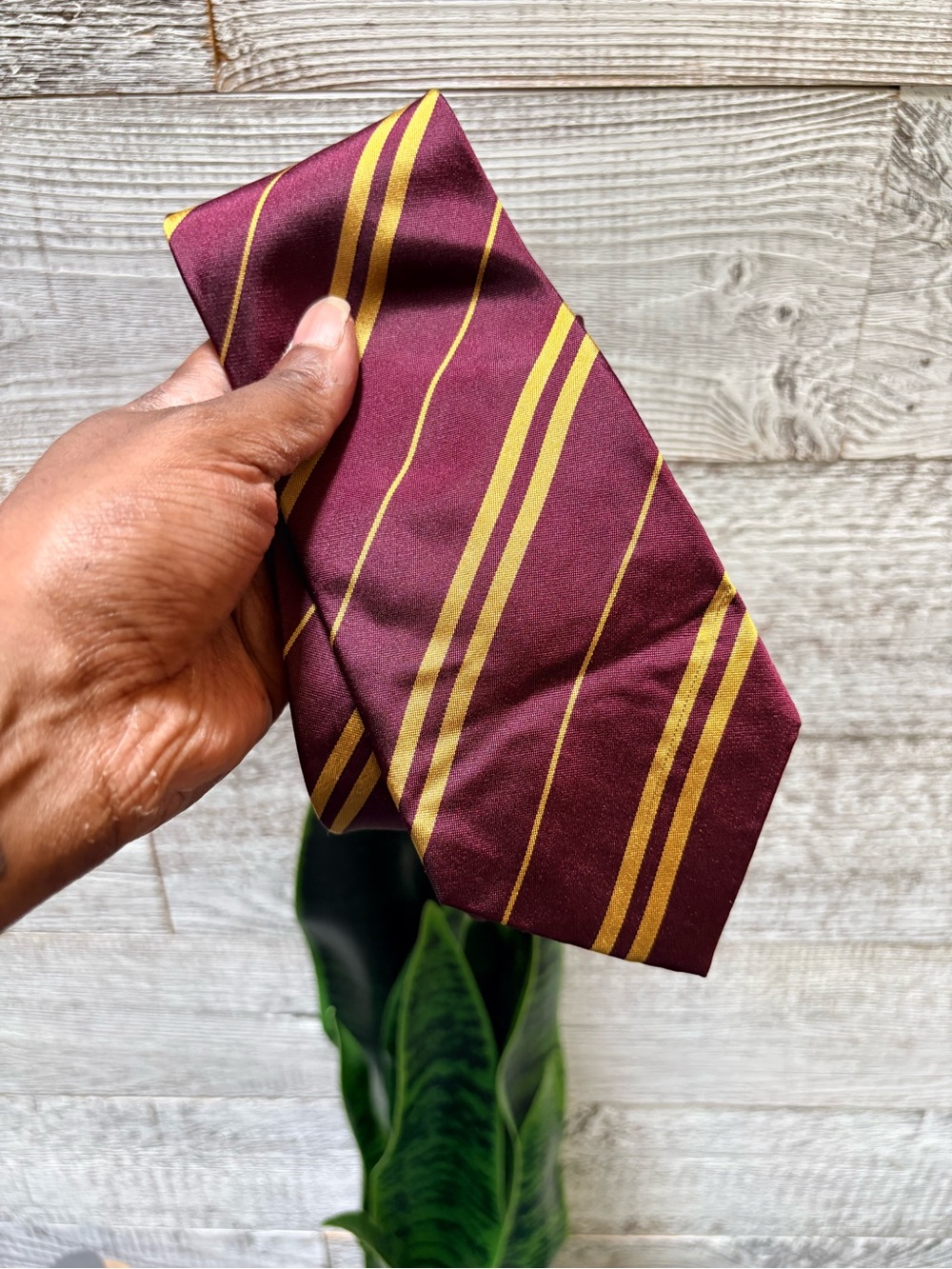 Harry Potter | Wizarding World Gryffindor Uniform Silk Neck Tie - Burgundy/Gold